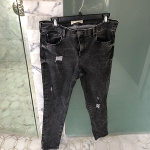Black skinny jeans